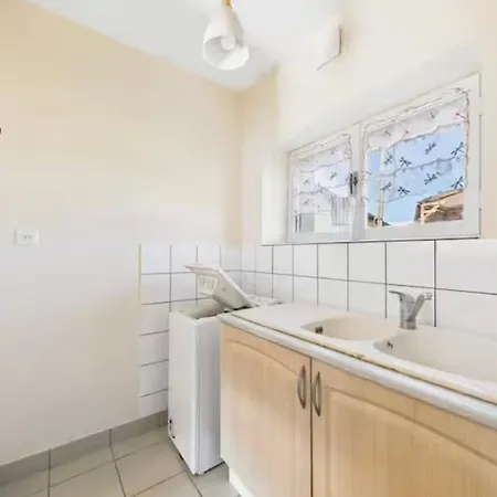 Vakantiehuis Lamadelon Néris-les-Bains