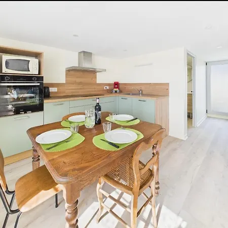 Hébergement de vacances Lamadelon