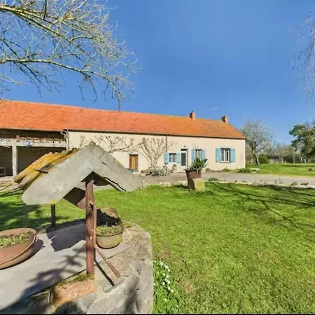 Vakantiehuis Lamadelon Néris-les-Bains