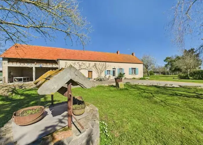 Dom wakacyjny Lamadelon Néris-les-Bains